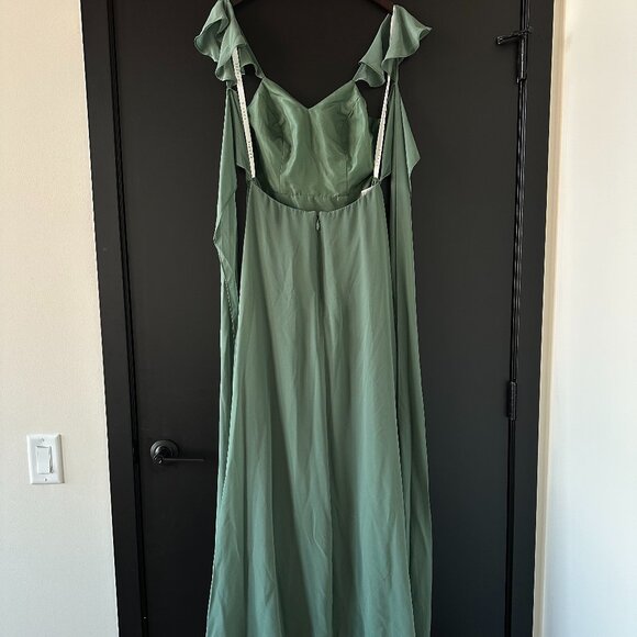 Azazie Everett Bridesmaid Dress (Chiffon, Size A6, Color Eucalyptus) - Picture 4 of 6